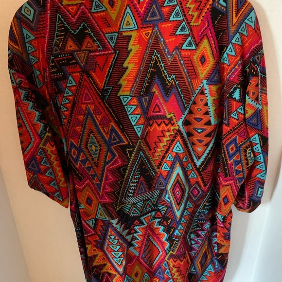 Button down - Picture 2 of 2